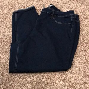 Hydraulic dark wash skinny jeans